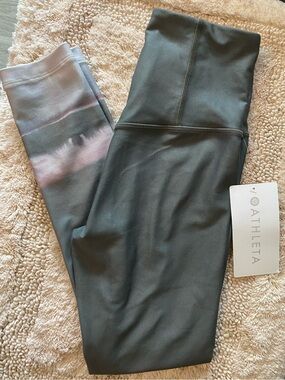 Athleta Ultra High-Rise Elation Leggings in Gray Green NWT